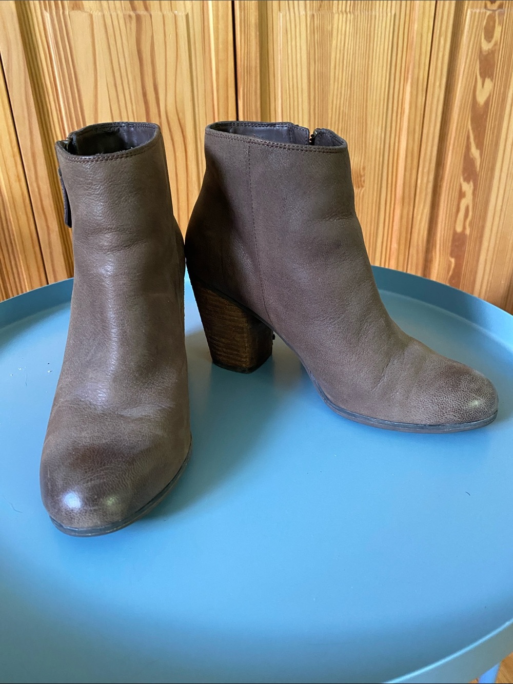 B.P Nordstrom Trolley Brown Leather Ankle Booties with Stacked Heel, size 5